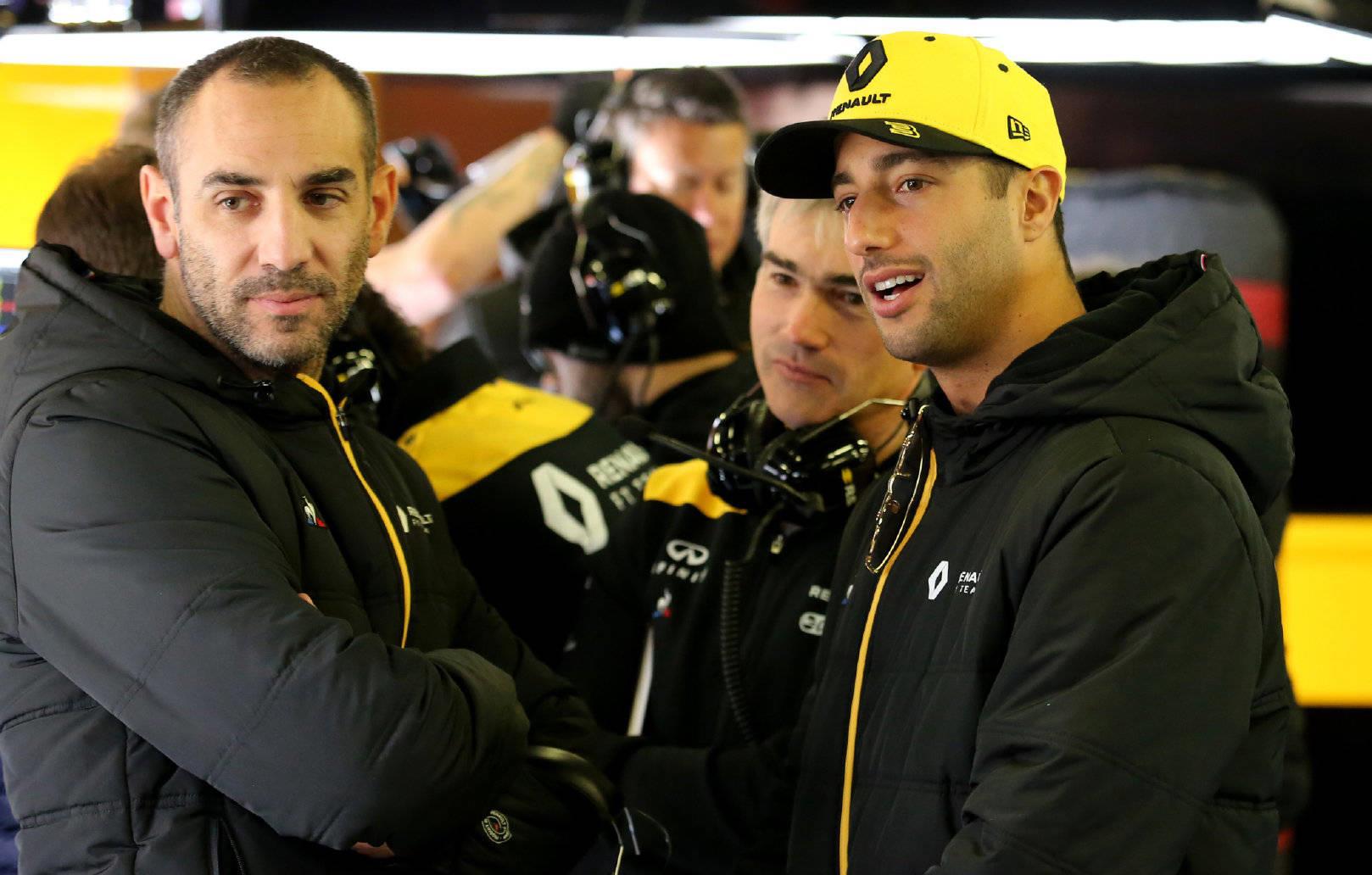 红牛二队完胜雷诺车队，皮亚斯特里扛起全队的简单介绍