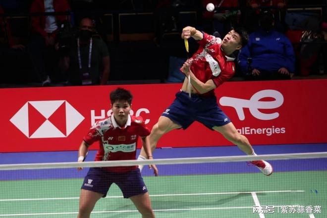 泰国队力克丹麦队，黄鸭组合统治全场的简单介绍