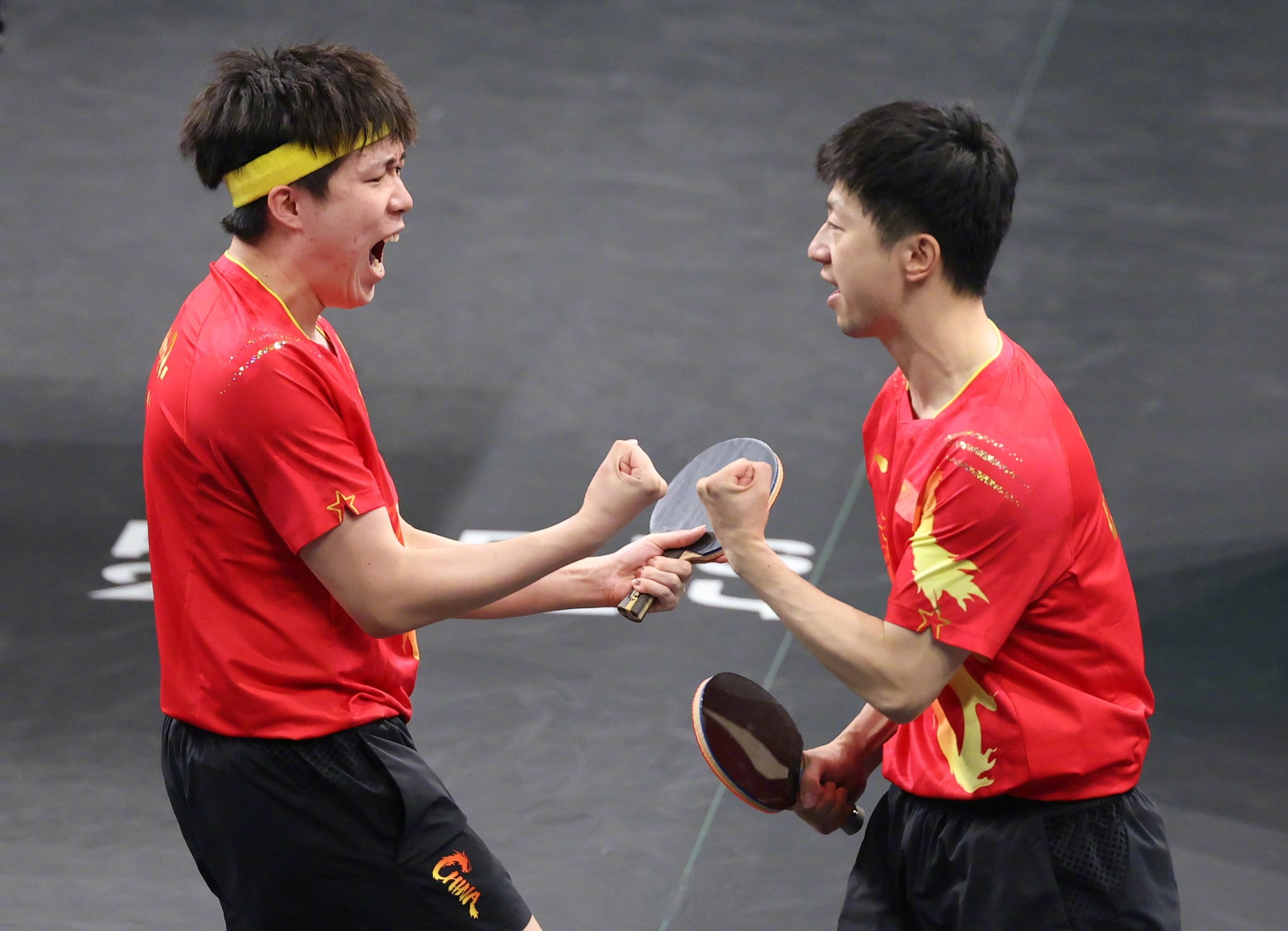 中国队绝杀韩国队，马龙点燃赛场