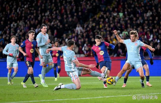 巴萨翻盘里昂，孙兴慜点燃赛场